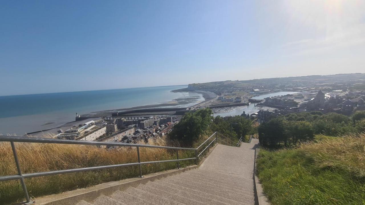 Residence Du Bord De Mer 9 Appartements Avec Une Vraie Vue Mer Le Tréport Exteriér fotografie